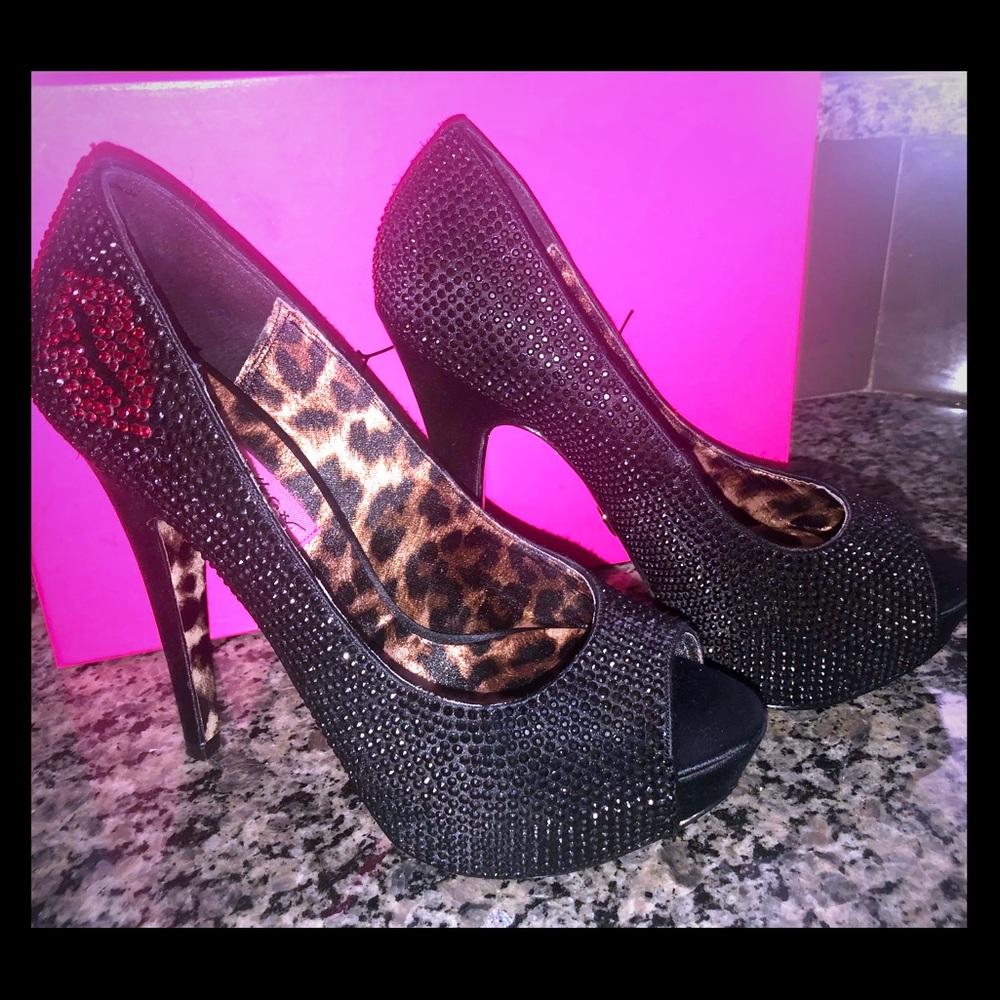 Betsey Johnson Glitzeee black peep heels 7.5 NEW